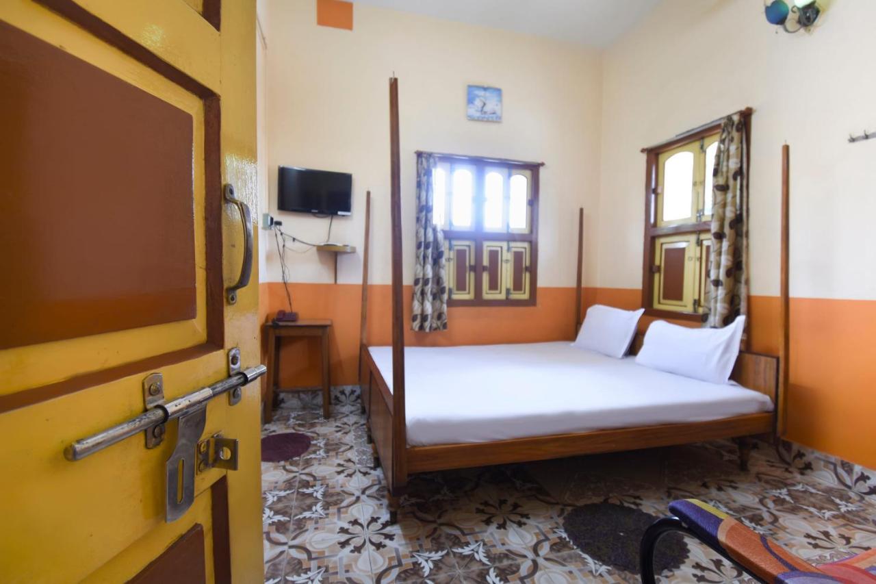 Spot On 48582 Monalisa Lodge Bānkura Dış mekan fotoğraf